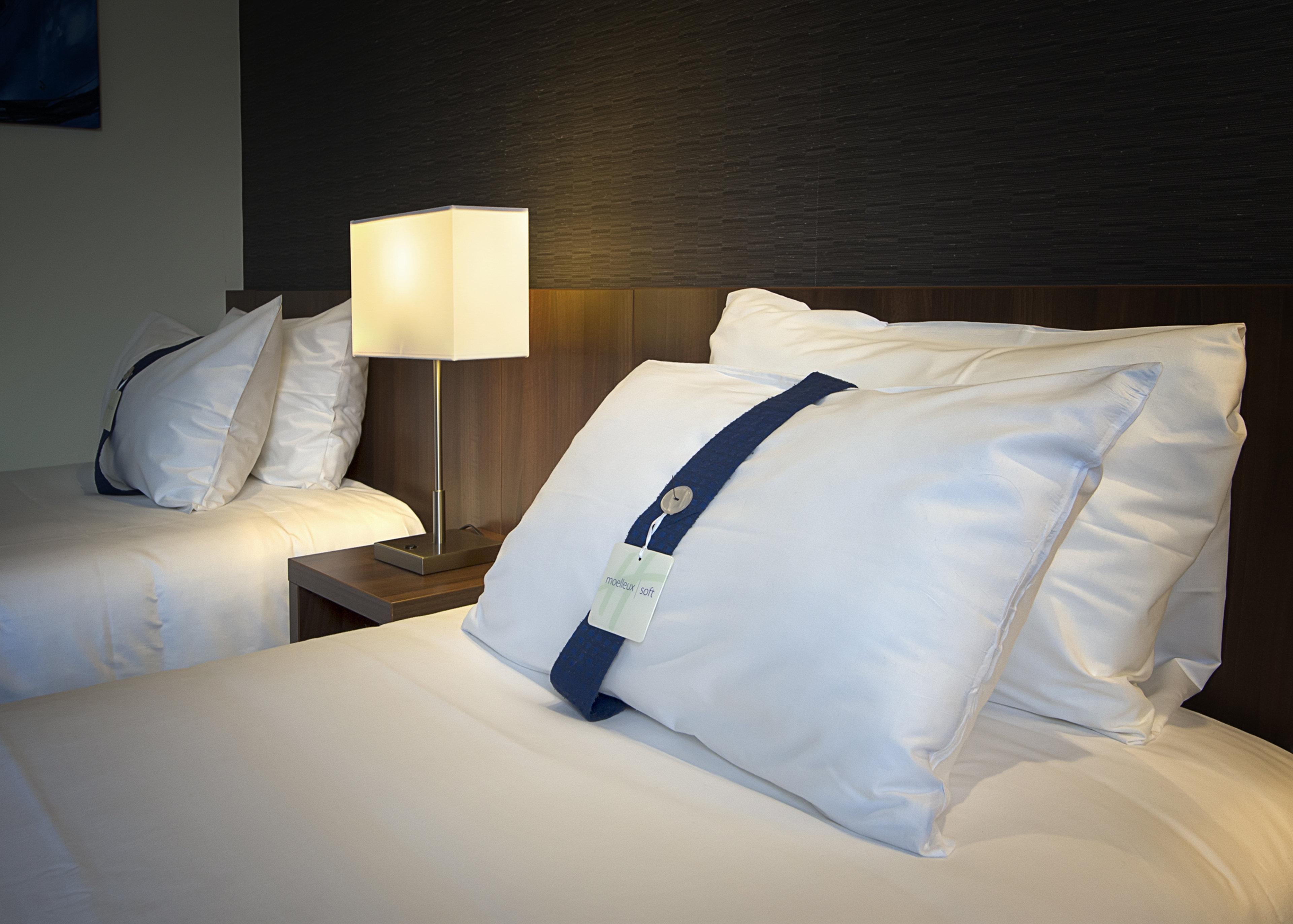 Holiday Inn Express Lille Centre By Ihg Bagian luar foto