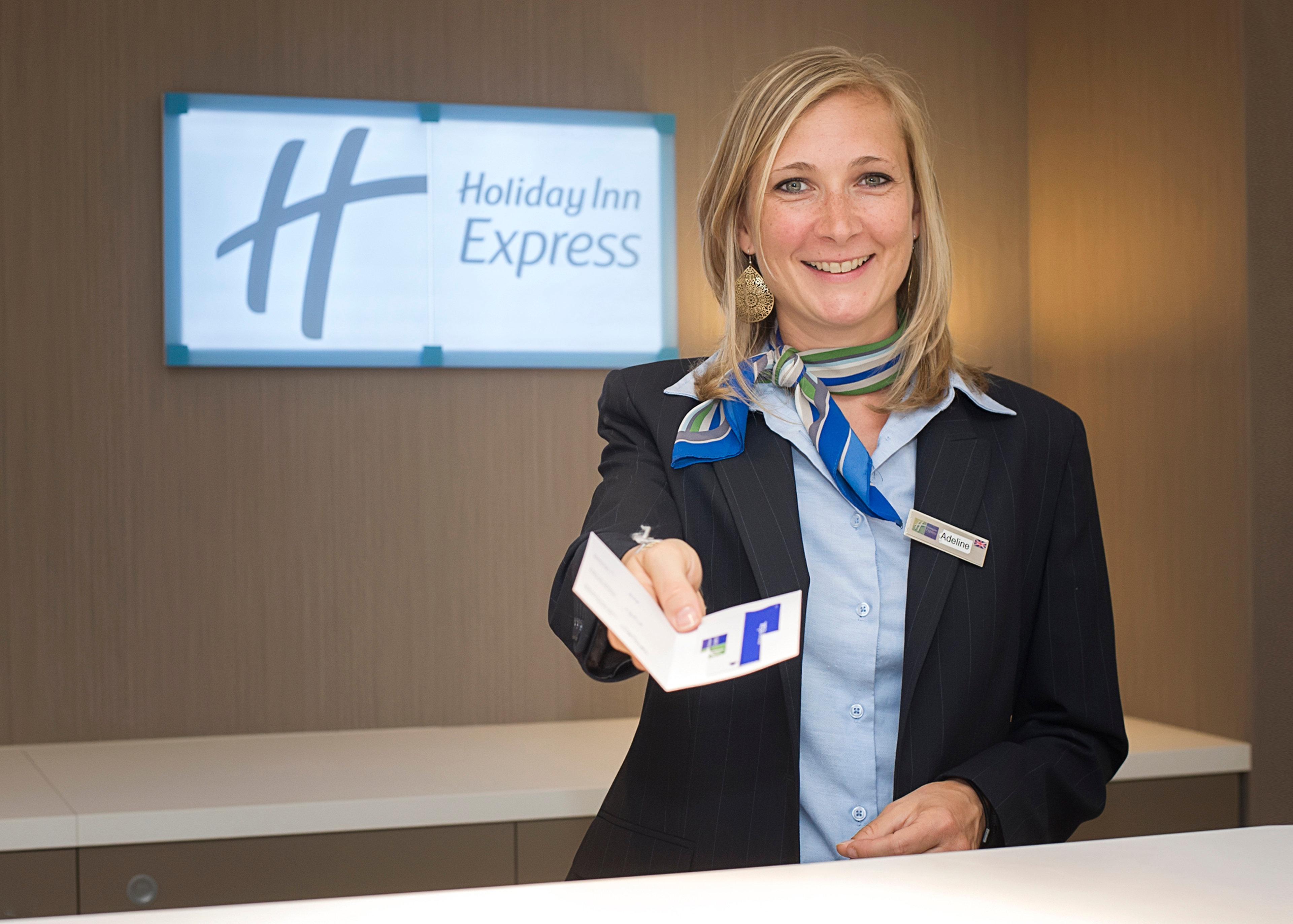 Holiday Inn Express Lille Centre By Ihg Bagian luar foto