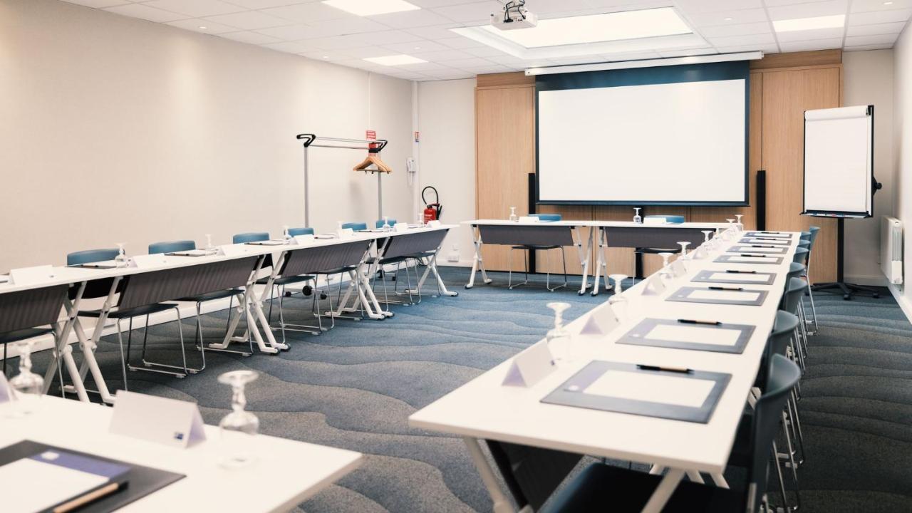 Holiday Inn Express Lille Centre By Ihg Bagian luar foto